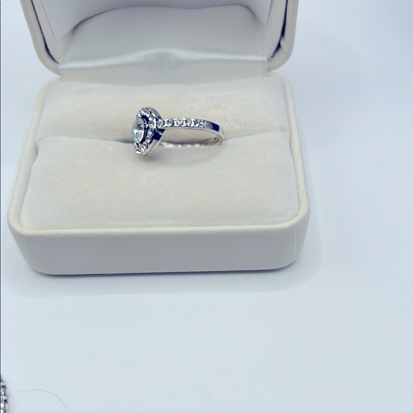 Elegant Crystal Ring Size 4.5 - Picture 10 of 14